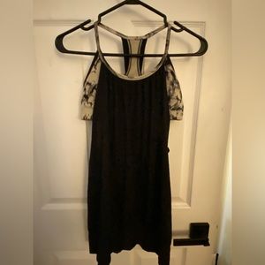 Lululemon 2 in 1 tank/sports bra